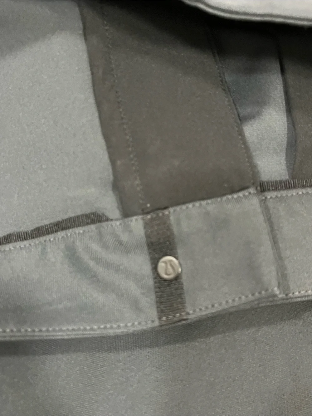 Lululemon ABC Classic Fit Pant Mens 38 Dark Gray ABC 38x26 Stretch LM5AQGS